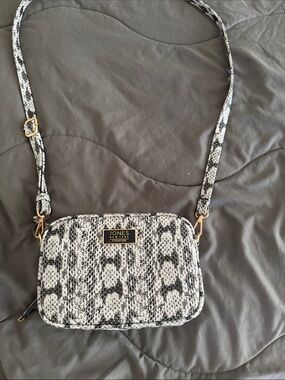 Jones New York Black & White Snake-Print Crossbody Bag